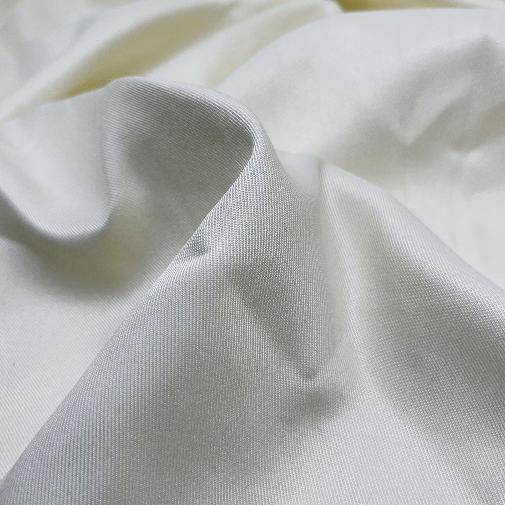 精紡柔美呢 細紋呢斜紋呢柔軟精紡布料 西裝漢服馬面裙大襟襖面料