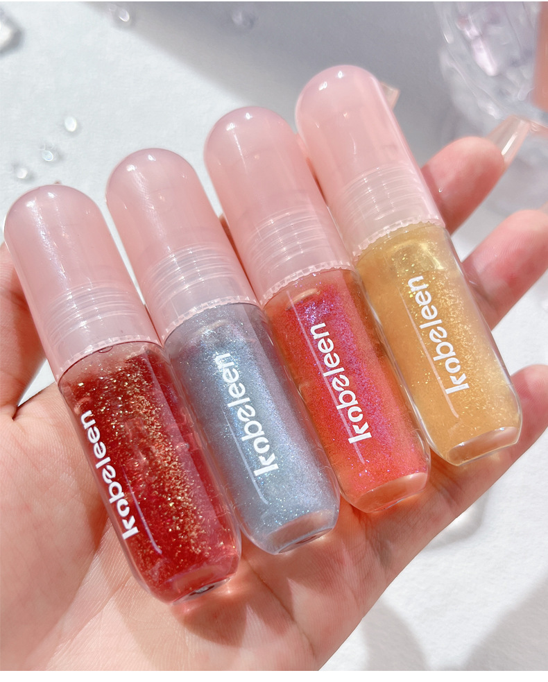 kobeleen Lip Care Oil moisturizes and hydrates, with a mirror-like luster. Jelly makes pouty lips clear and shiny. Apply lipstick in layers undefined