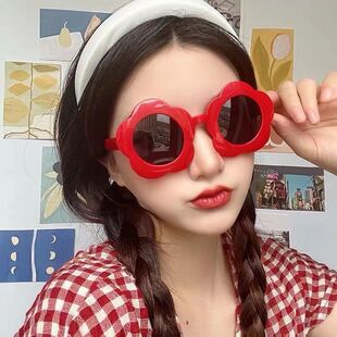 �Y���������R���С��̫��R�ɐ�ɳ��ە�̫ꖻ��b����R�S��ֱ�N