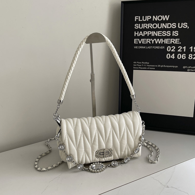 Borsa a tracolla elegante da donna con catena a spalla_voghion.com