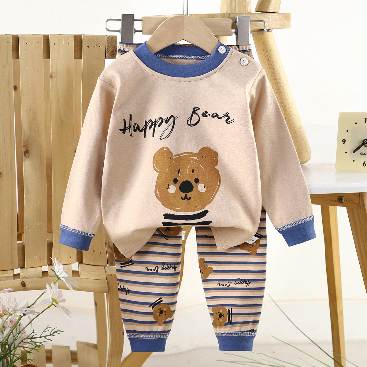 P29-Light brown bear