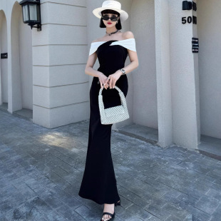 ��ɫһ�ּ�����ͬ�����Y��ƴɫ�߶�С���~βӆ���������B��ȹ�L��