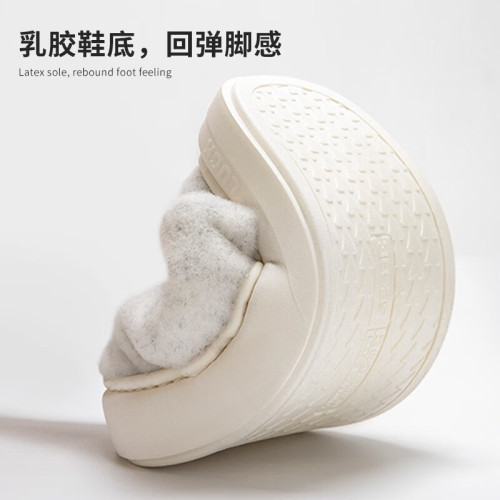 Men's Winter Soft Sole Indoor Home Slippers  New Design Home Use Anti-Slip Fleece Warm Slippers for Women