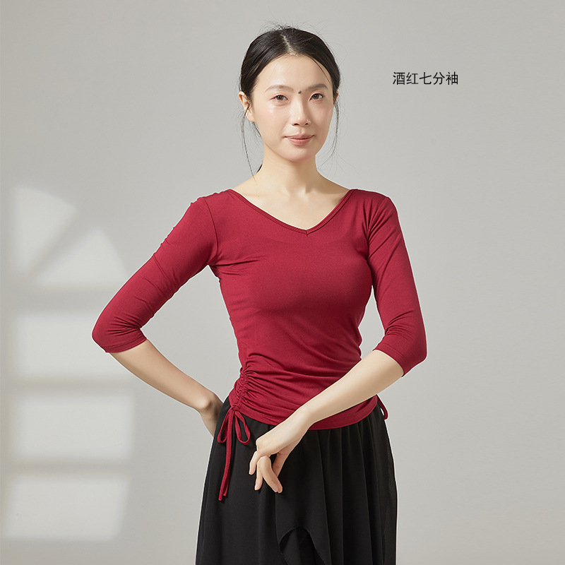 Burgundy three-quarter sleeves / S