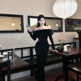灰尘邓邓 一字肩针织连衣裙女2025秋冬新款性感包臀长裙长袖裙子