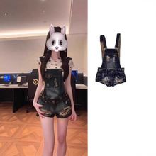 2025夏季美式辣妹水洗做旧年代感破洞牛仔背带裤女显瘦包臀短裤潮