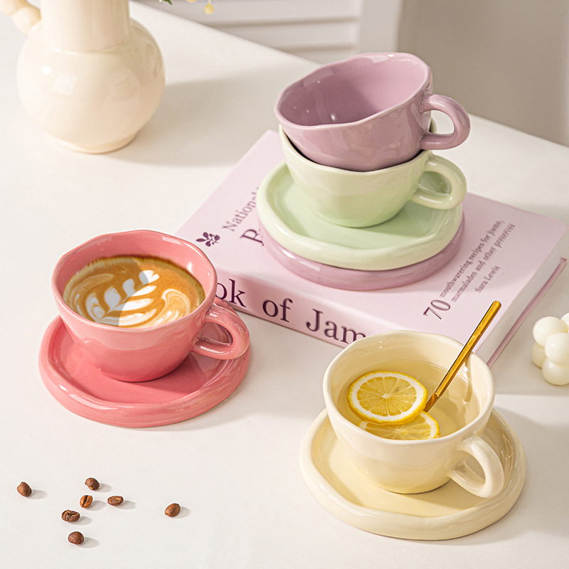 Taza de café de viento crema plato de alta visualización de taza de cerámica de marca taza de regalo conjunto de taza de cerámica simple para el hogar