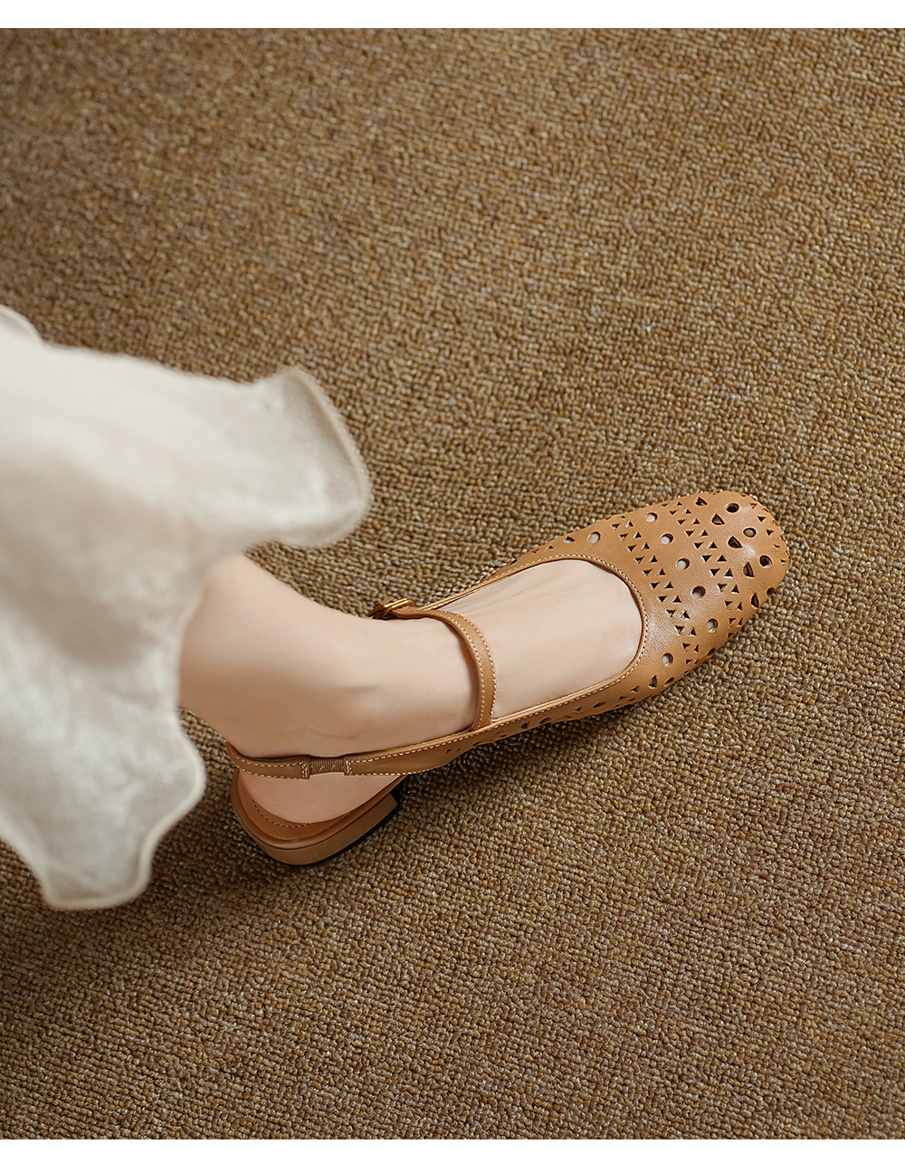 Sandal nữ hở mũi gót thấp quai ngang đế bệt — đen chi tiết 8