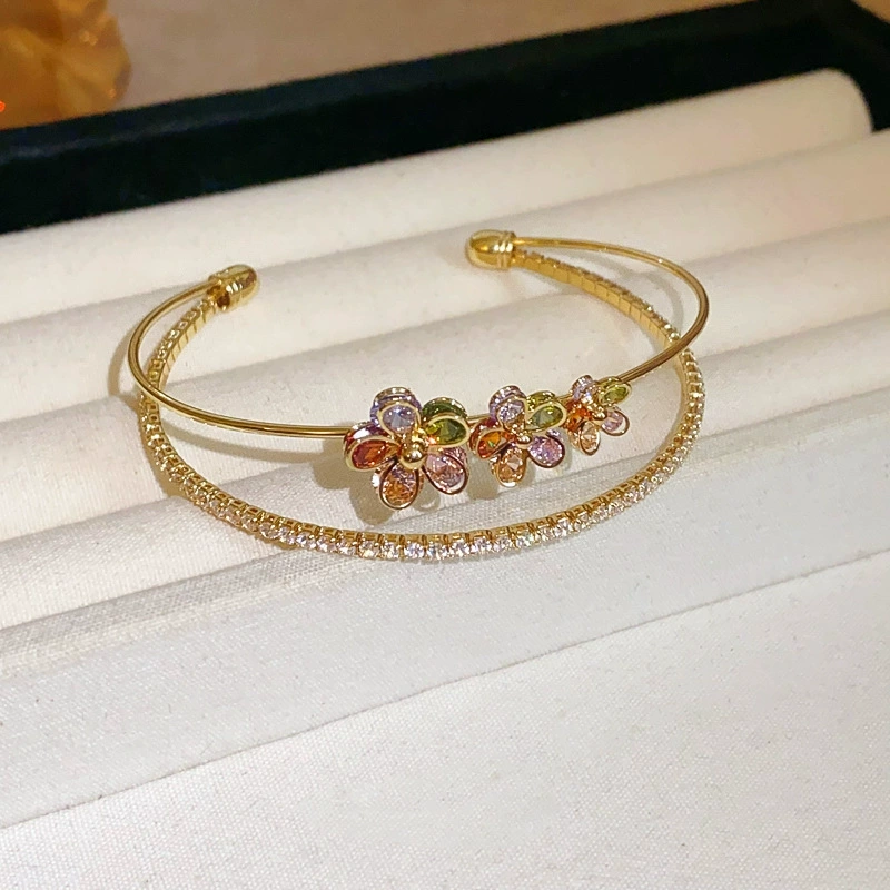 Браслет с цирконами с буквами, утончённые универсальные украшения, стиль лёгкой роскоши, цветочный рисунок, стиль высокого качества, яркий запоминающийся стиль