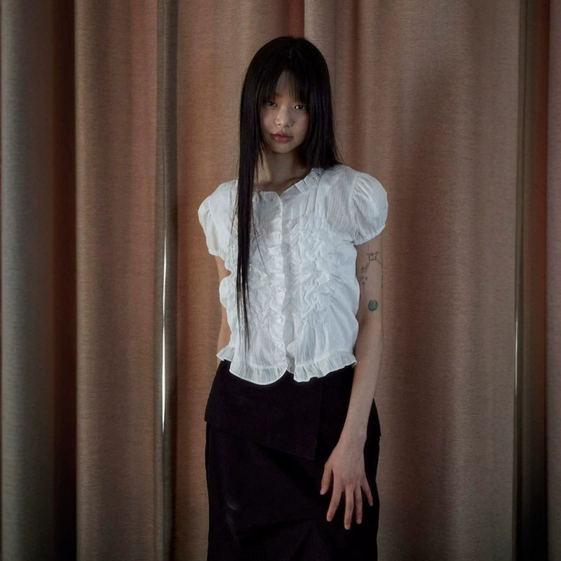 Now Available: Flare*P French Lace Slim-Fit Short-Sleeve Shirt, Korean Designer Women's Clothing, Puff-Sleeve Korean-Style Shirt