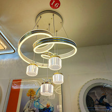 北欧现代简约家用大气餐厅LED彩色圆型4头吊线三色调光异形水晶灯