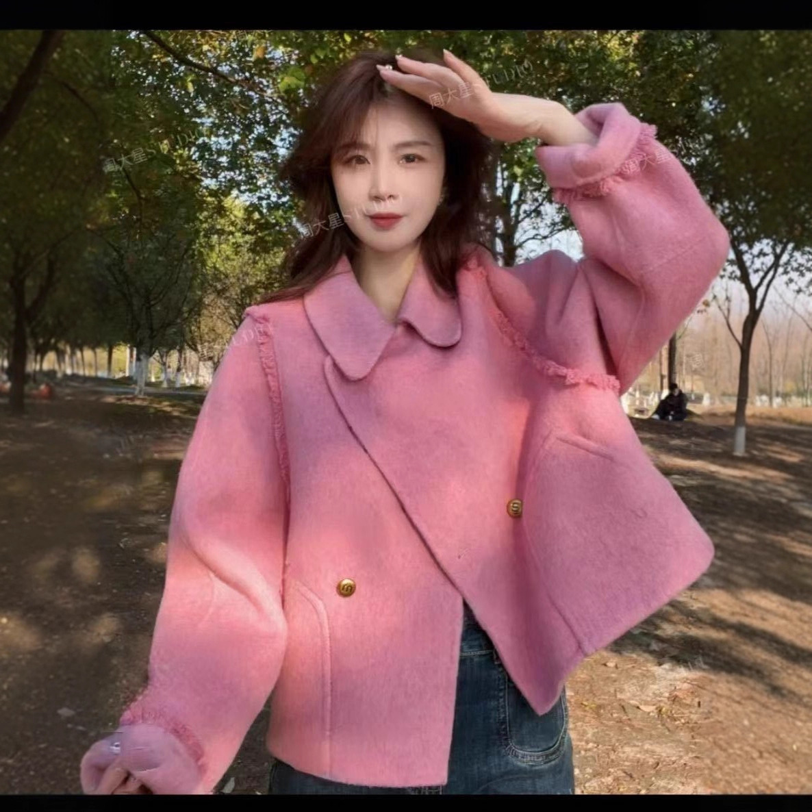 现货批发女式秋冬新款小个子羊毛大衣小香风娃娃领短款羊毛呢外套