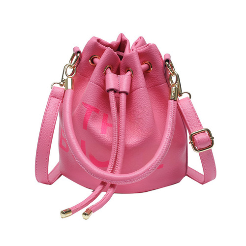 This year's popular spring 2024 Korean style fashionable parent-child minimalist hand-held tote bag for women, crossbody bucket bag on Instagram