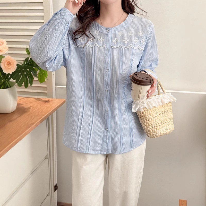 Elegant lace design fashionable shirt