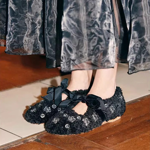 ��؛��~�����YëëЬŮ���⴩�q��ů������Ь�ӼӰ���ƽ���ކ�Ь