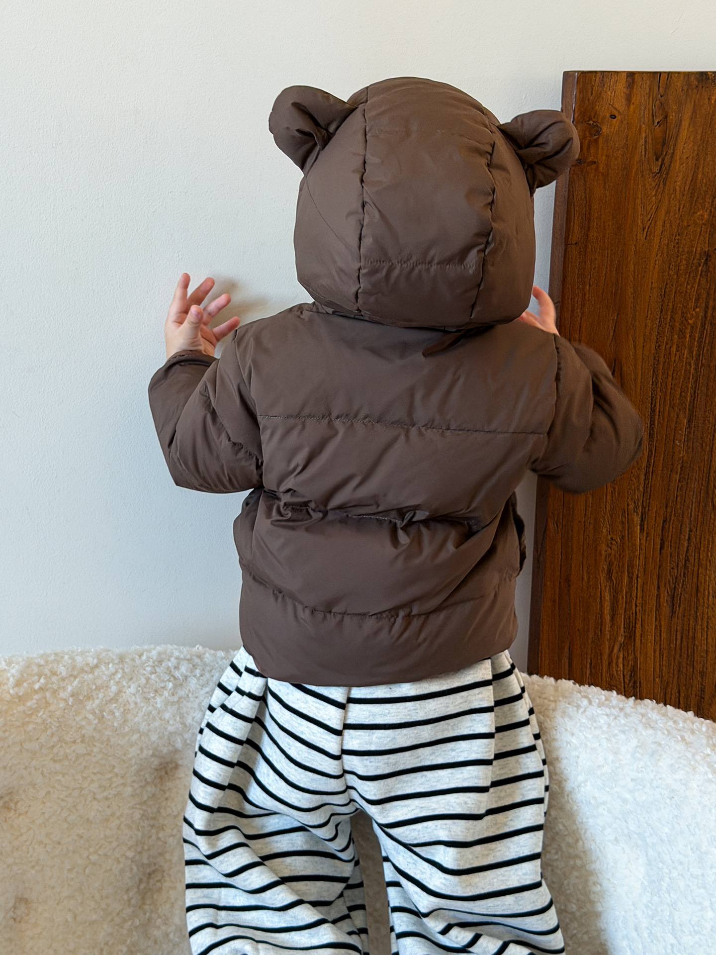Sugar Pear ropa infantil de invierno de niñas 2025 aire 90 blanco de goma de seda tres abrigos para niños ropa de bebé