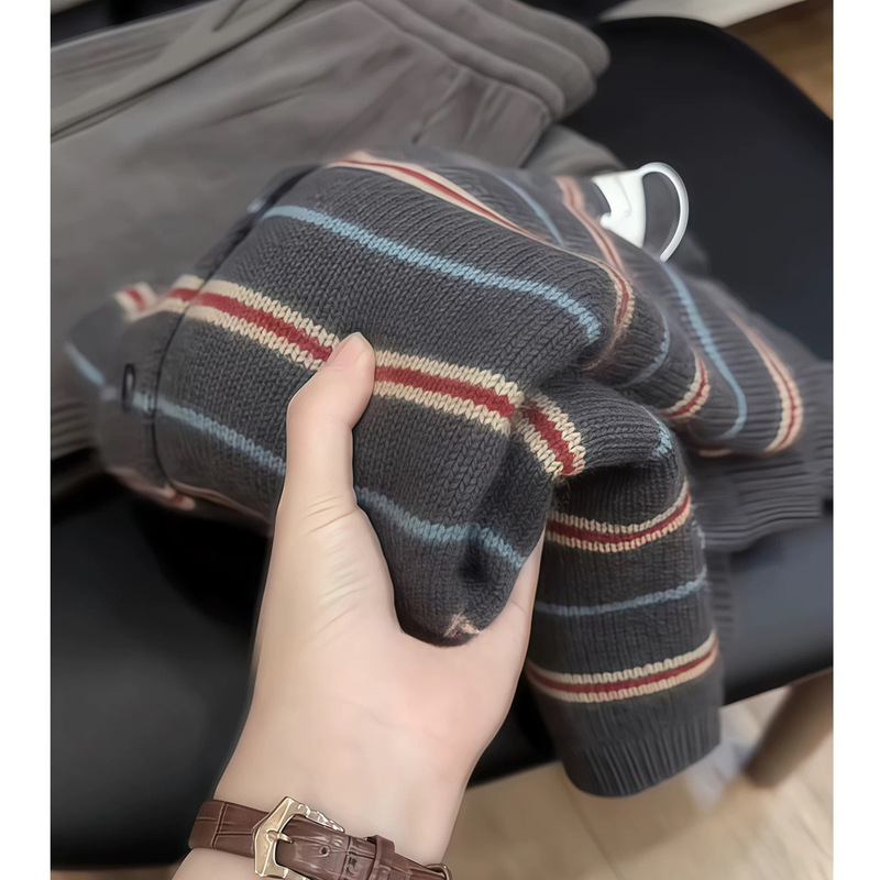 European Heavy-Duty 2025 Autumn and Winter New Striped Knit Cardigan with a High-End Feel, Stylish Top for Women
