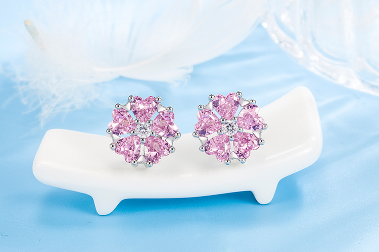 Fashion Heart Shape Copper Inlay Zircon Ear Studs 1 Piece