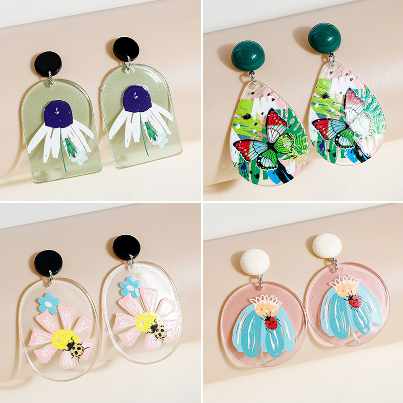 Fashion Cartoon Cute Earrings Butterfly Flower Honeybee Earrings display picture 2