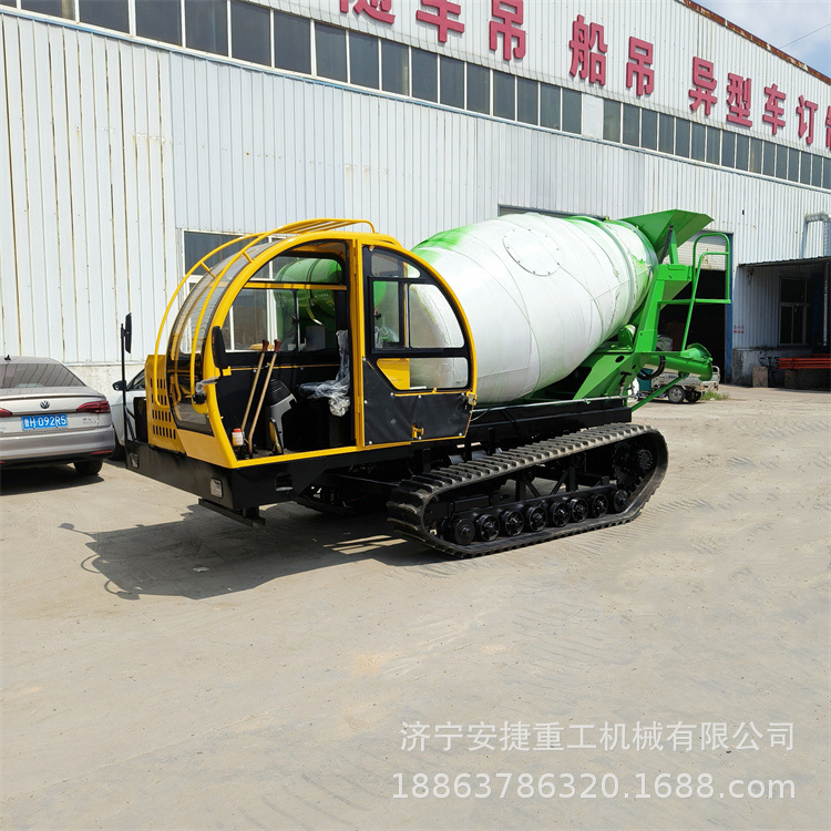 农田改造履带式罐车 3方后桥式商砼砂浆运输车 水田混凝土搅拌车