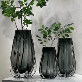 装饰花瓶;玻璃杯;盘