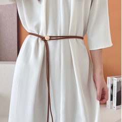 新型の柔らかい革のひもの細いベルトの女性の夏はスカートのシャツのファッションの装飾を配合します。