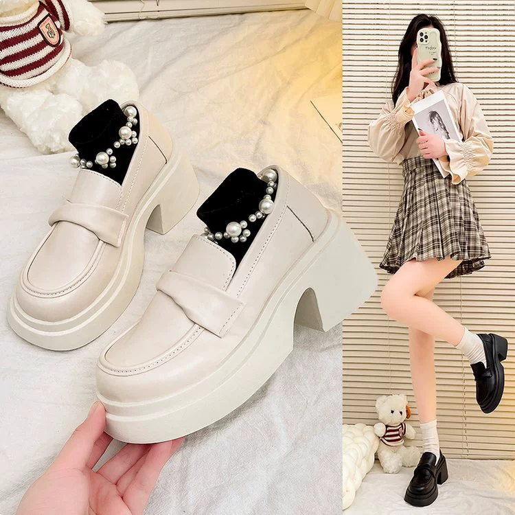 Маленькие кожаные туфли в стиле ретро на толстой подошве, увеличивающие рост Лоферы для женщин, Новая повседневная модная универсальная нишевая женская обувь без шнуровки 2024 года