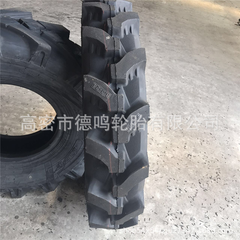 Suministro de tractor neumático 8.3-22 herramienta agrícola coche R1 flor neumático 8.3-24