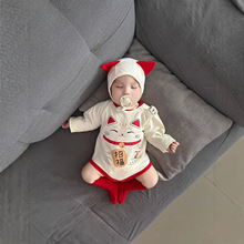 26新款韩版婴儿哈衣ins招财猫造型爬服套装宝宝新年喜庆连体衣