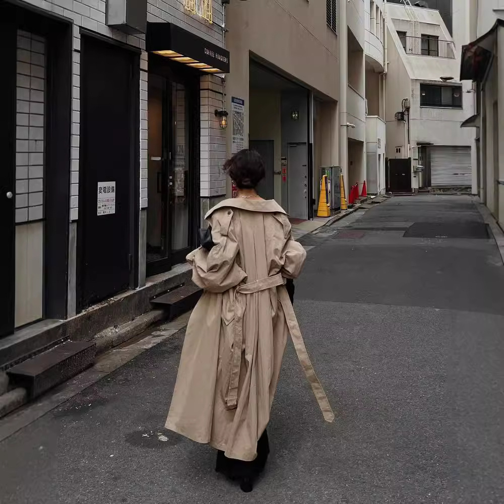 乾鶴日系秋冬ファッションの怠惰な雰囲気感郭形風衣がゆったりしていて、シンプルで痩せています。