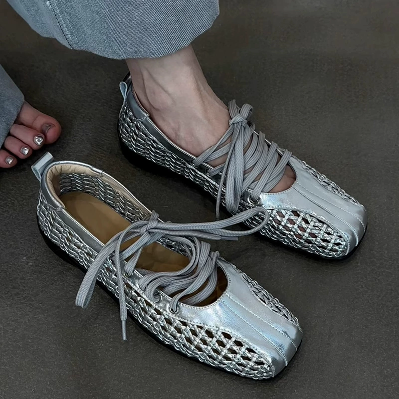 Кожа версия ~ Французские ретро полые мягкие подошвы удобные балетные туфли женские квадратные шнуровые туфли немецко-тренировочные туфли римские сандалии