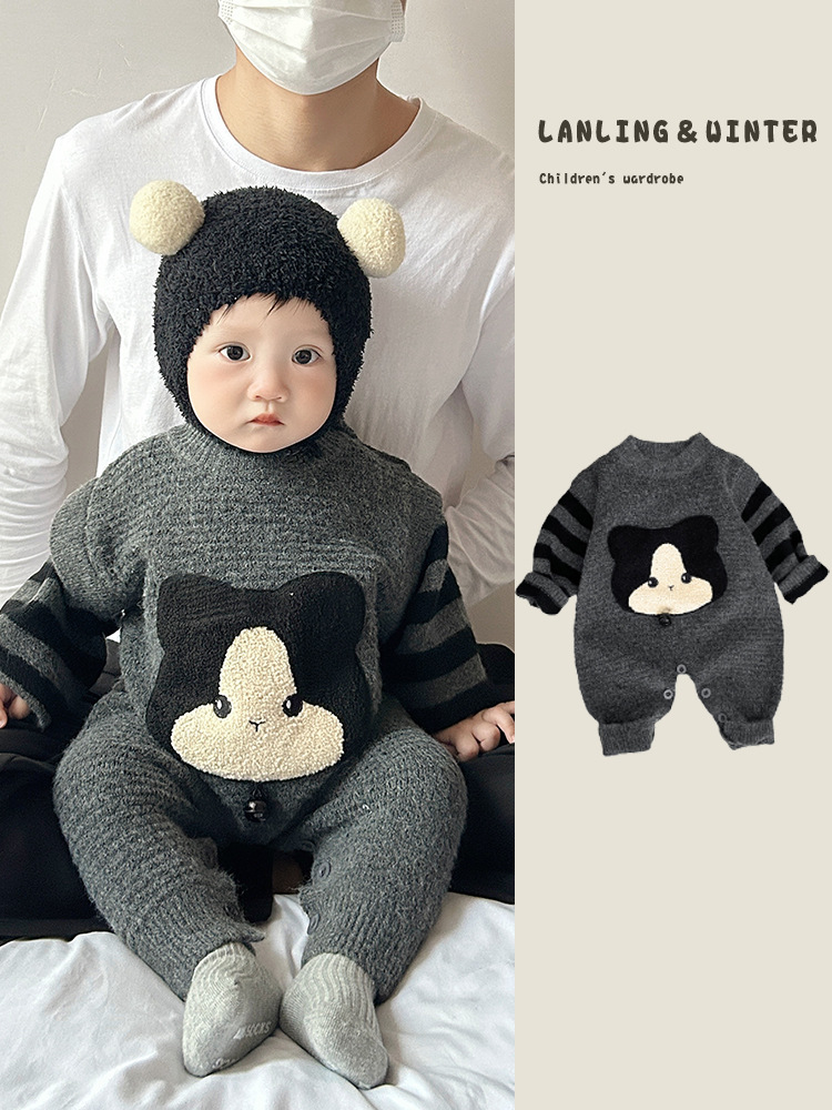 Uniforme de bebé otoño invierno ropa de bebé invierno lindo caricatura coreana pequeña edad de mes gruesa ropa de punto para salir