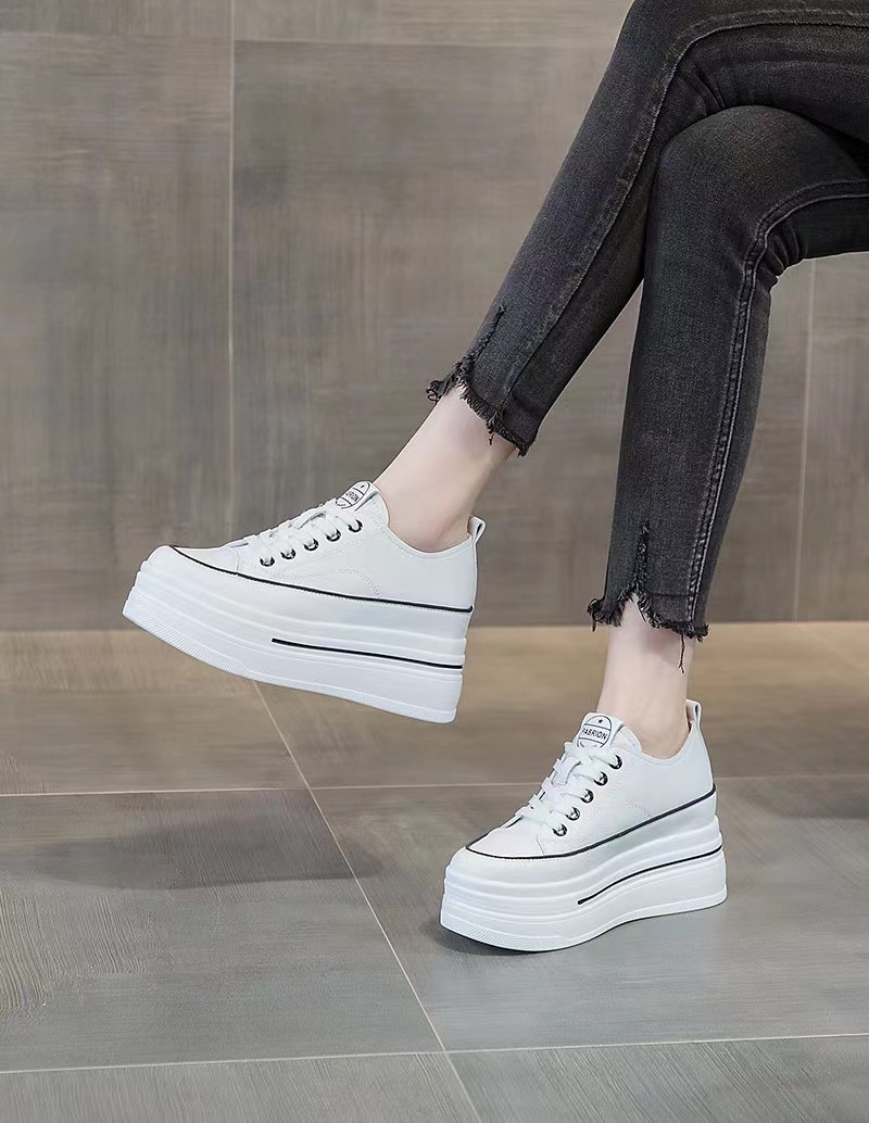Comfortable White Women's Stiletto Pumps For Spring And Autumn_voghion.com