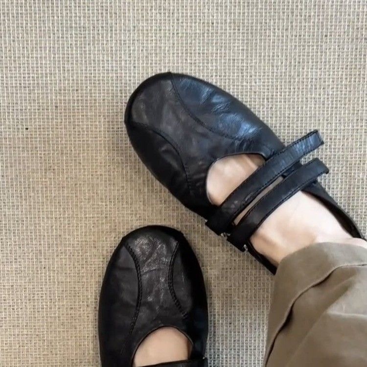 Retro plano velcro superficial zapatos de una sola mujer primavera y verano 2026 nuevo estilo universal cómodo zapatos de cuero Marian