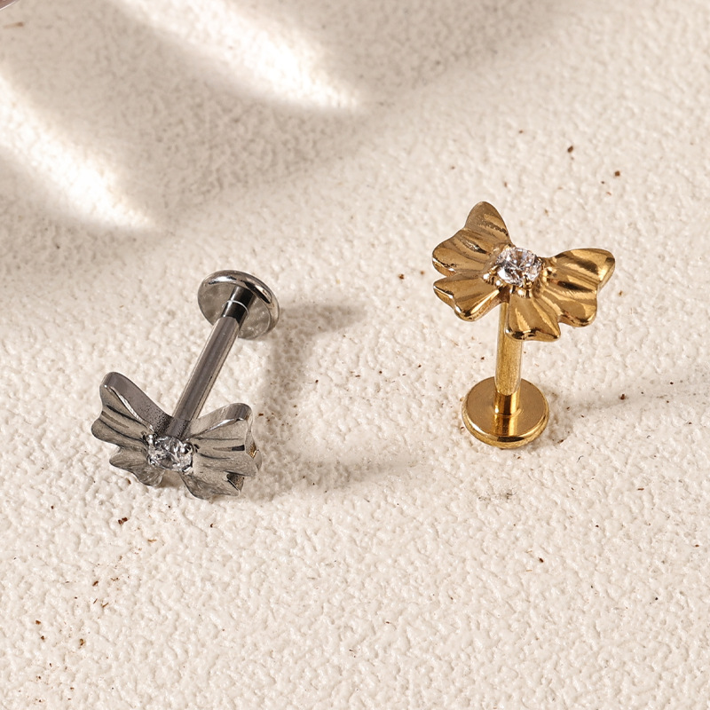 Labret piercing jewelry detail image