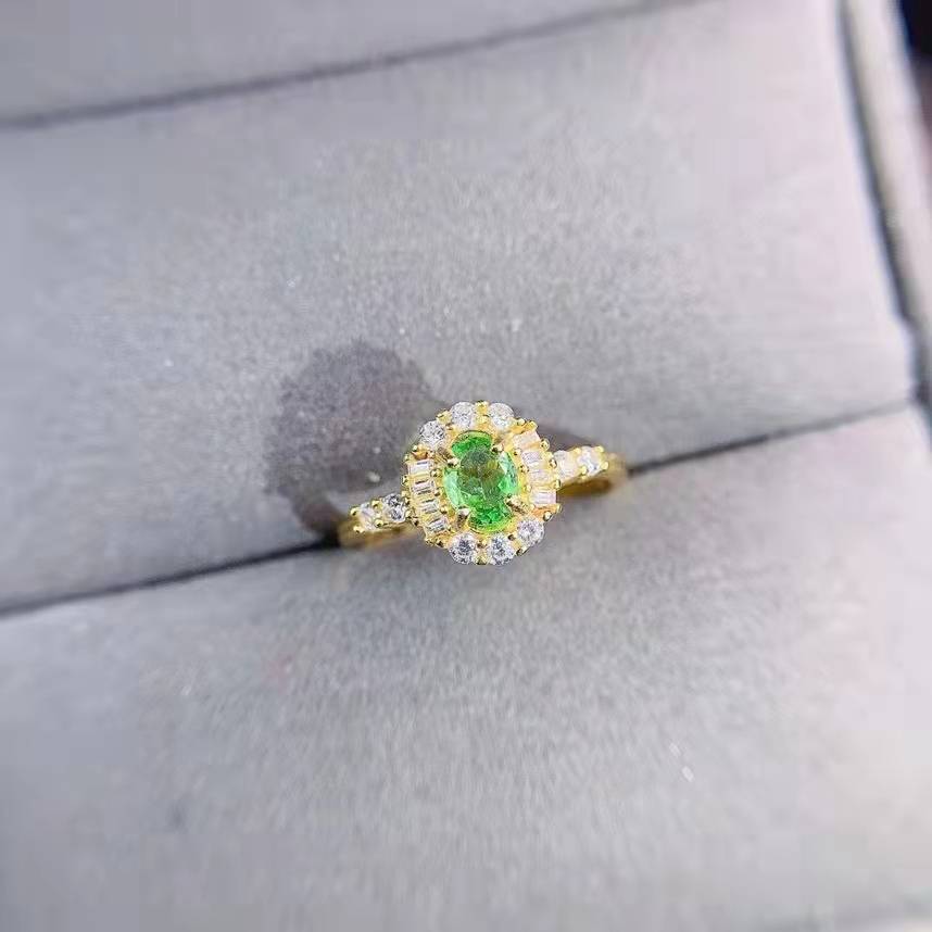 Vente En Gros Plaqué Or 18 Carats Bague Vert Olive Couleur Ouverte Trésor Bague En Cuivre display picture 3