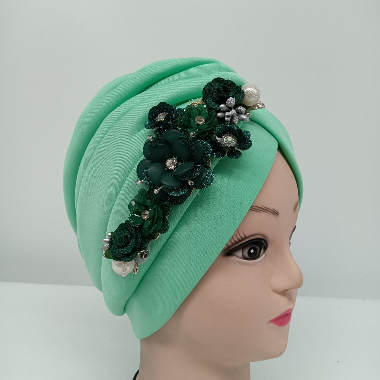 E7C2F7CCA71DD7DDB19756773FB8E9