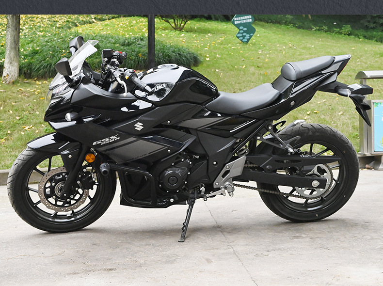 Suitable for Haojue Suzuki Gsx250R Motorcycle Crash Guard, Anti-Fall Full Surround Bumper, One-Piece Anti-Collision Racing Bar