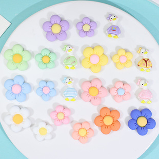 Small fresh car outlet resin flower accessories DIY children's hair clip cream gel hair accessories water Cup three-dimensional stickers