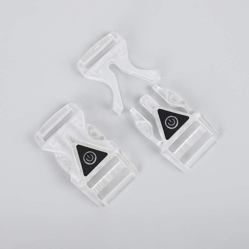 En stock PET Correa plástico LED transparente luminoso enchufe hebilla arnés del perro accesorios PC blanco 25mm hebilla de seguridad