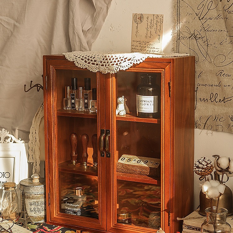 批发化妆品收纳盒香水口红面膜桌面复古木质储物盒玻璃防尘书桌置