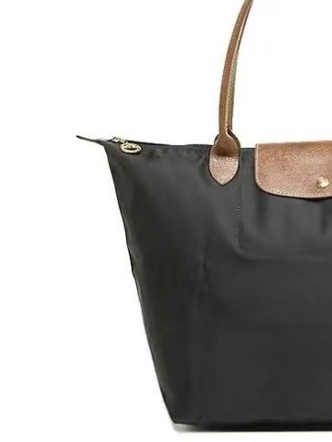 Quality nylon shoulder bag