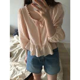 现 2026春季新款韩国东大门桃子粉木耳边短款衬衫