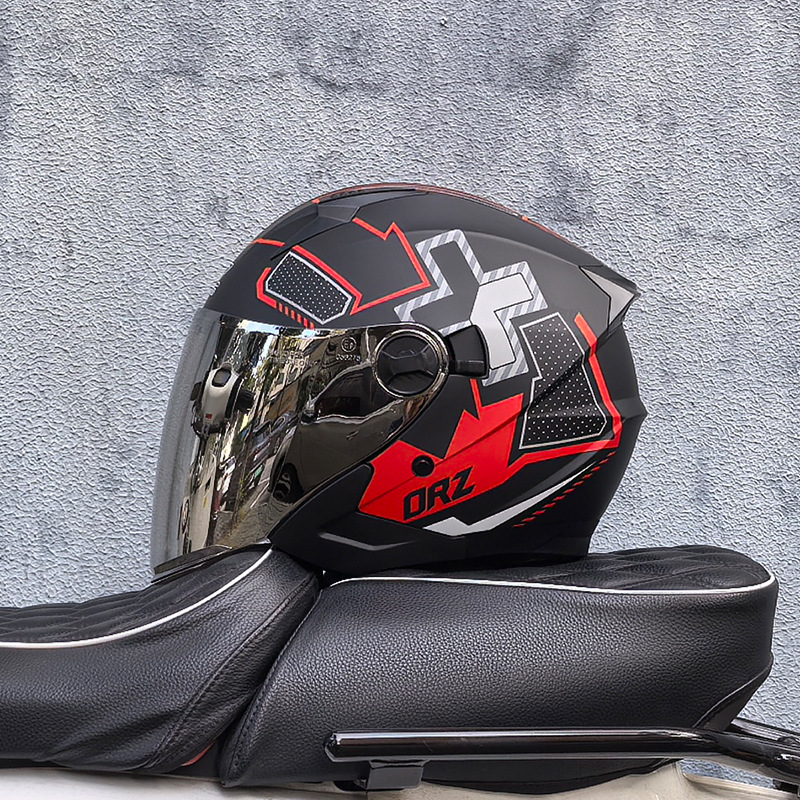 Juego rojo con plateado