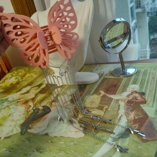 �nʽ�������w�������Kץ�AŮ���X�����~�A�߼��аl�A���Ű����l�R