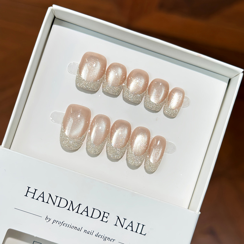 【Moonlight French Style】Nude Glass Bead Cat Eye White Sugar French Minimalist High-End Handmade Wearable Nails 【Moonlight French Style】Nude Glass Bead Cat Eye White Sugar French Minimalist High-End Handmade Wearable Nails
