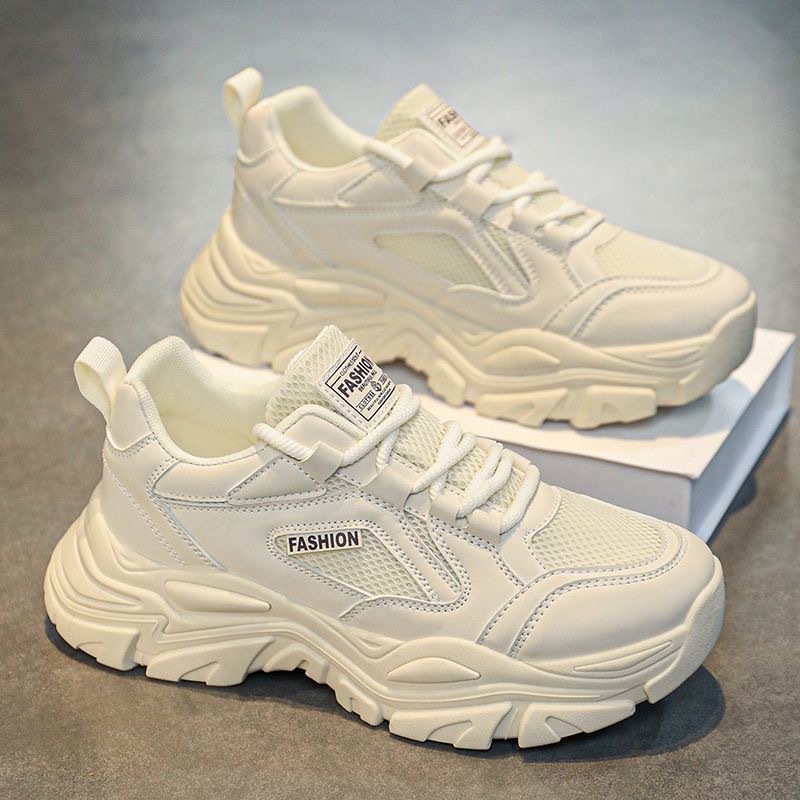 2025 남성 신발 가을 새로운 통기성 메쉬 신발 남성 유행 다목적 두꺼운 밑창 높이 증가 스포츠 및 레저 아빠 신발