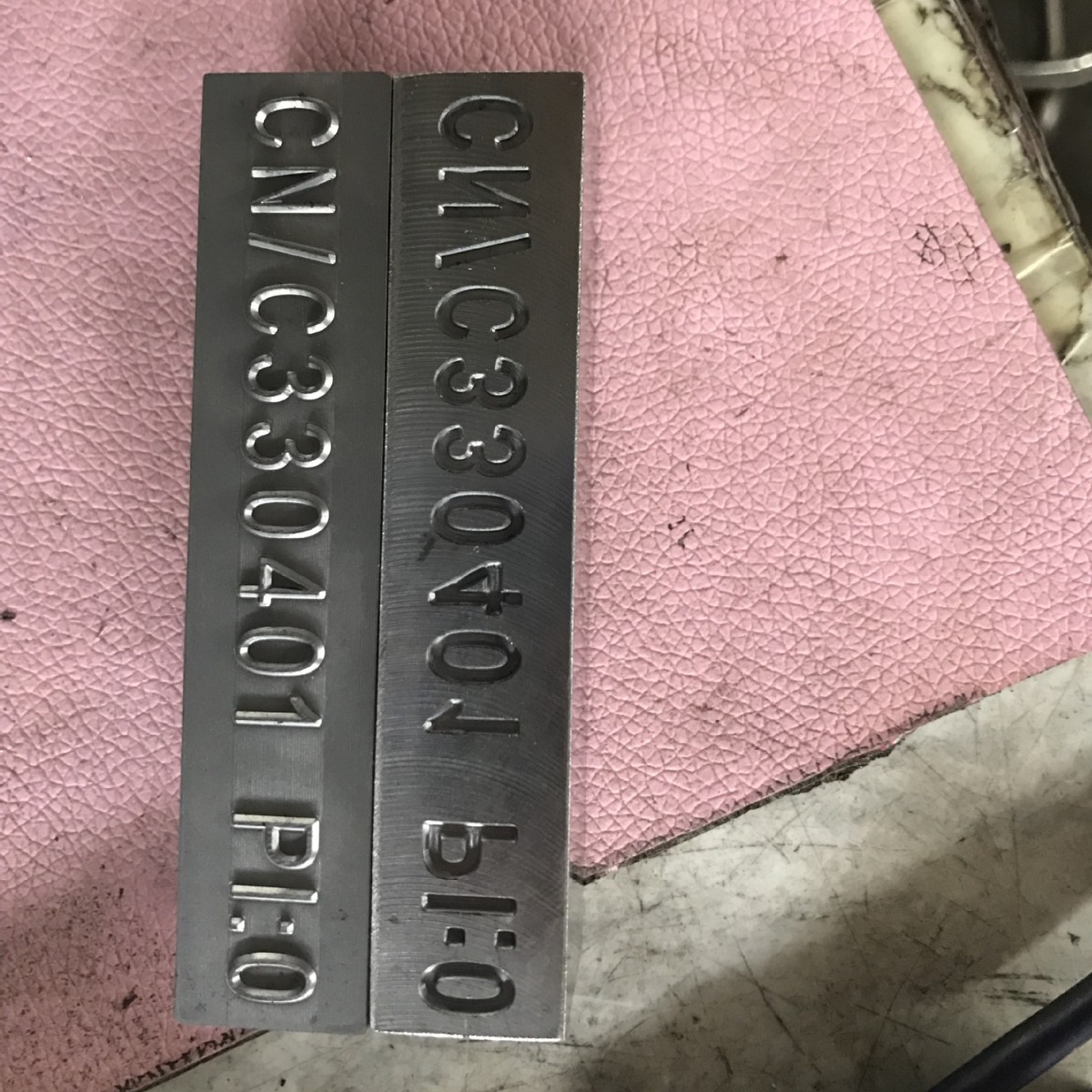 비표준 접두사 고정 장치 금형 용접기 스탬프 오목 및 볼록 금형 롤러 문자 휠 번호 알파벳 한자 스탬프