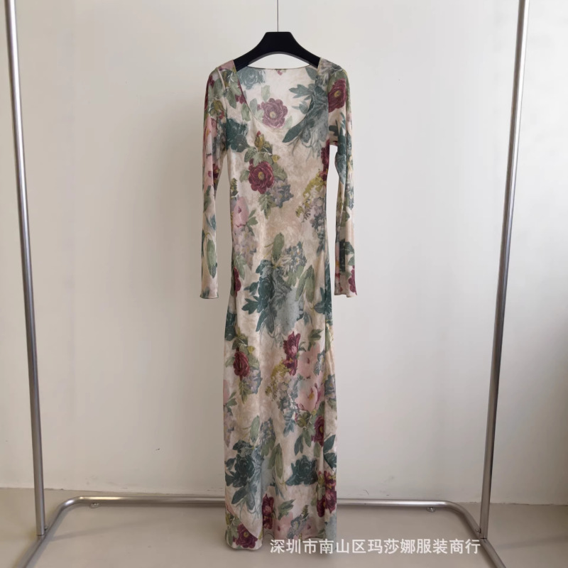 26 Summer U-Neck Bias-Cut Silk Dress Bohemian Style Long-Sleeve Slim-Fit Printed Holiday Long Dress for Women 26 Summer U-Neck Bias-Cut Silk Dress Bohemian Style Long-Sleeve Slim-Fit Printed Holiday Long Dress for Women