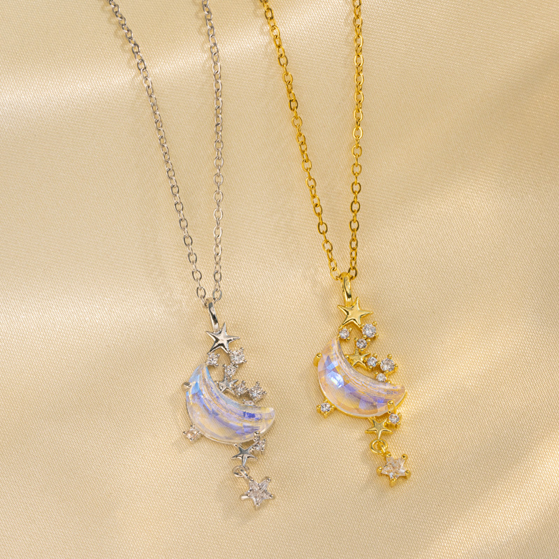 Collana con pendente a forma di luna e stelle per donna argento_voghion.com